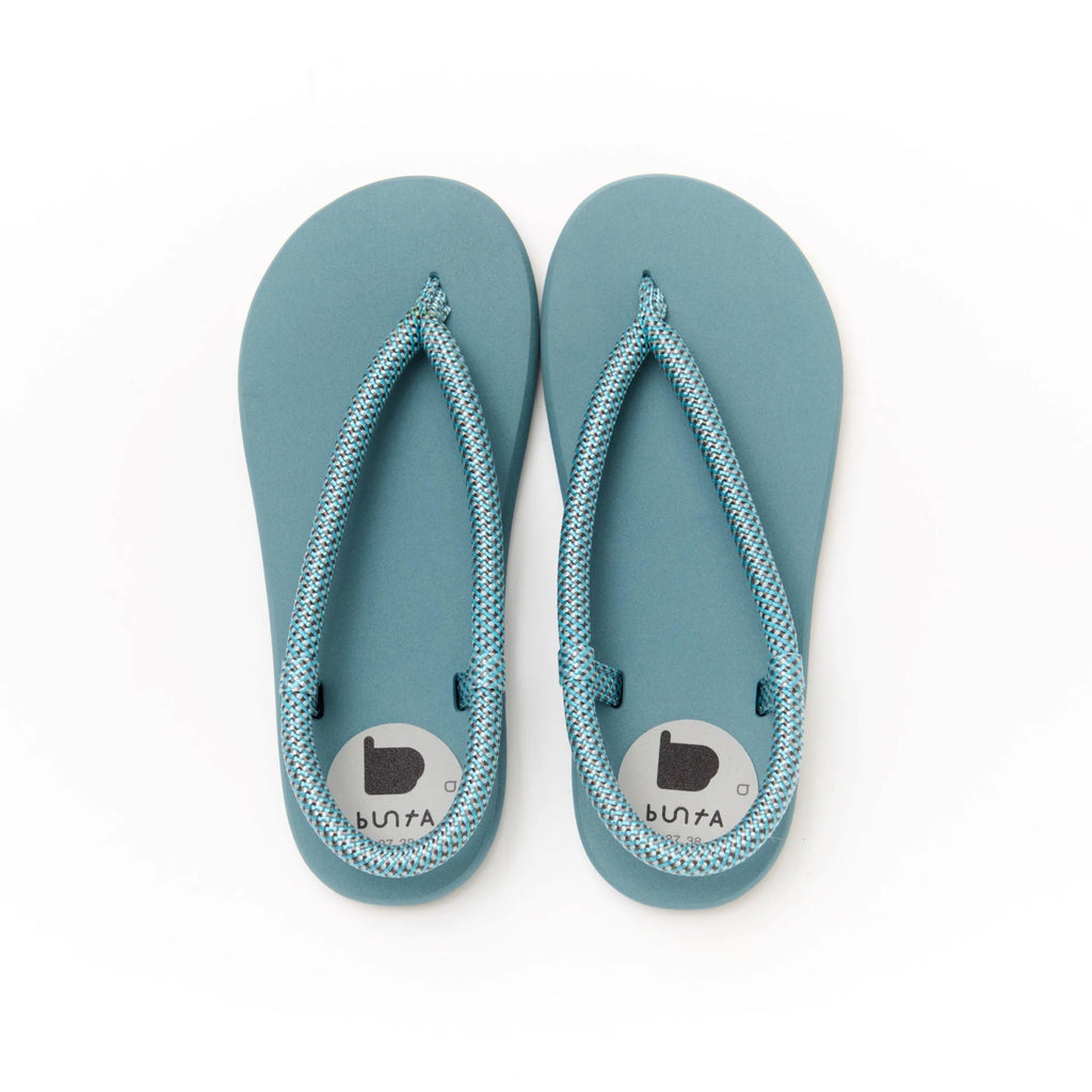 waraji sandal fog